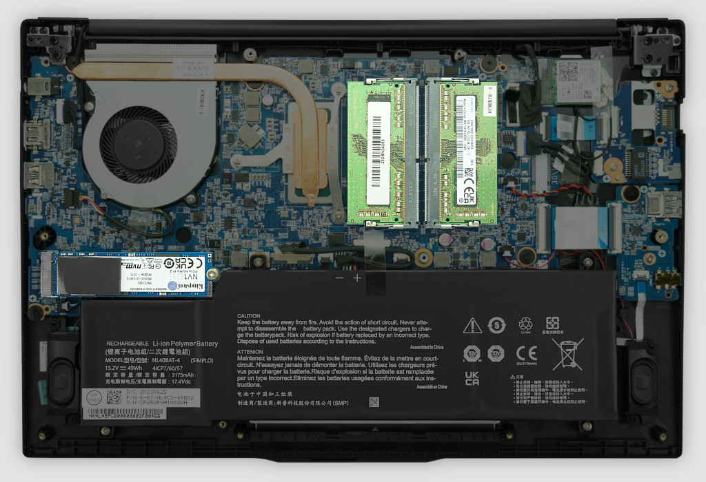 TUXEDO Aura 15 RAM and SSD location